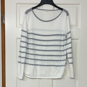 Eileen Fisher White and Gray Striped Long Sleeve Sweater Size Medium
